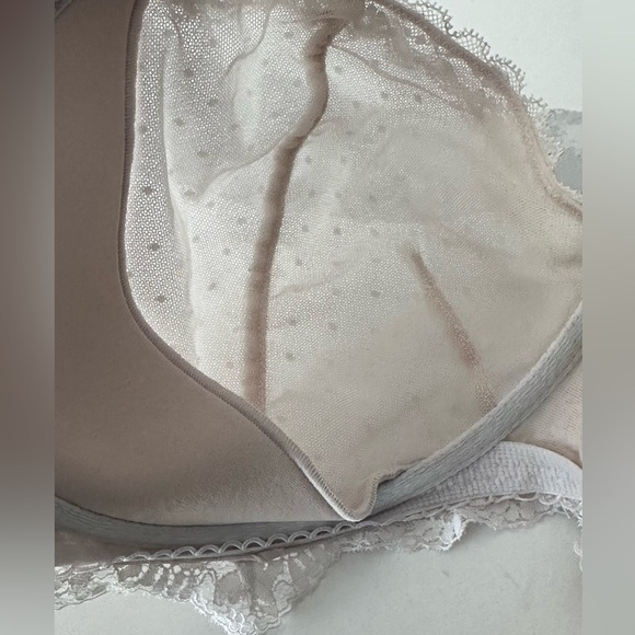 Victoria's Secret Dream Angels Push Up Bra W/out Padding Dot Lace Coconut 38DDD - Picture 9 of 10